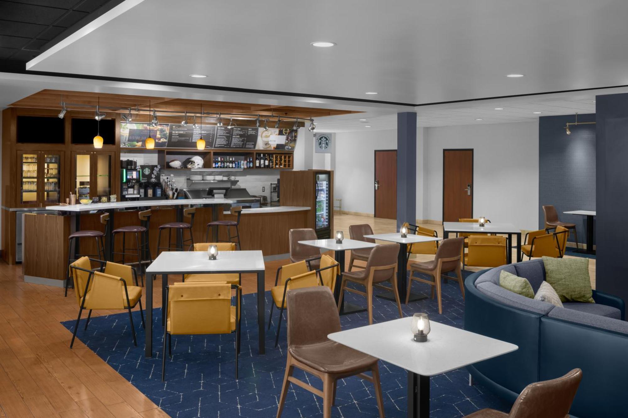 Courtyard By Marriott Salt Hotel 3*