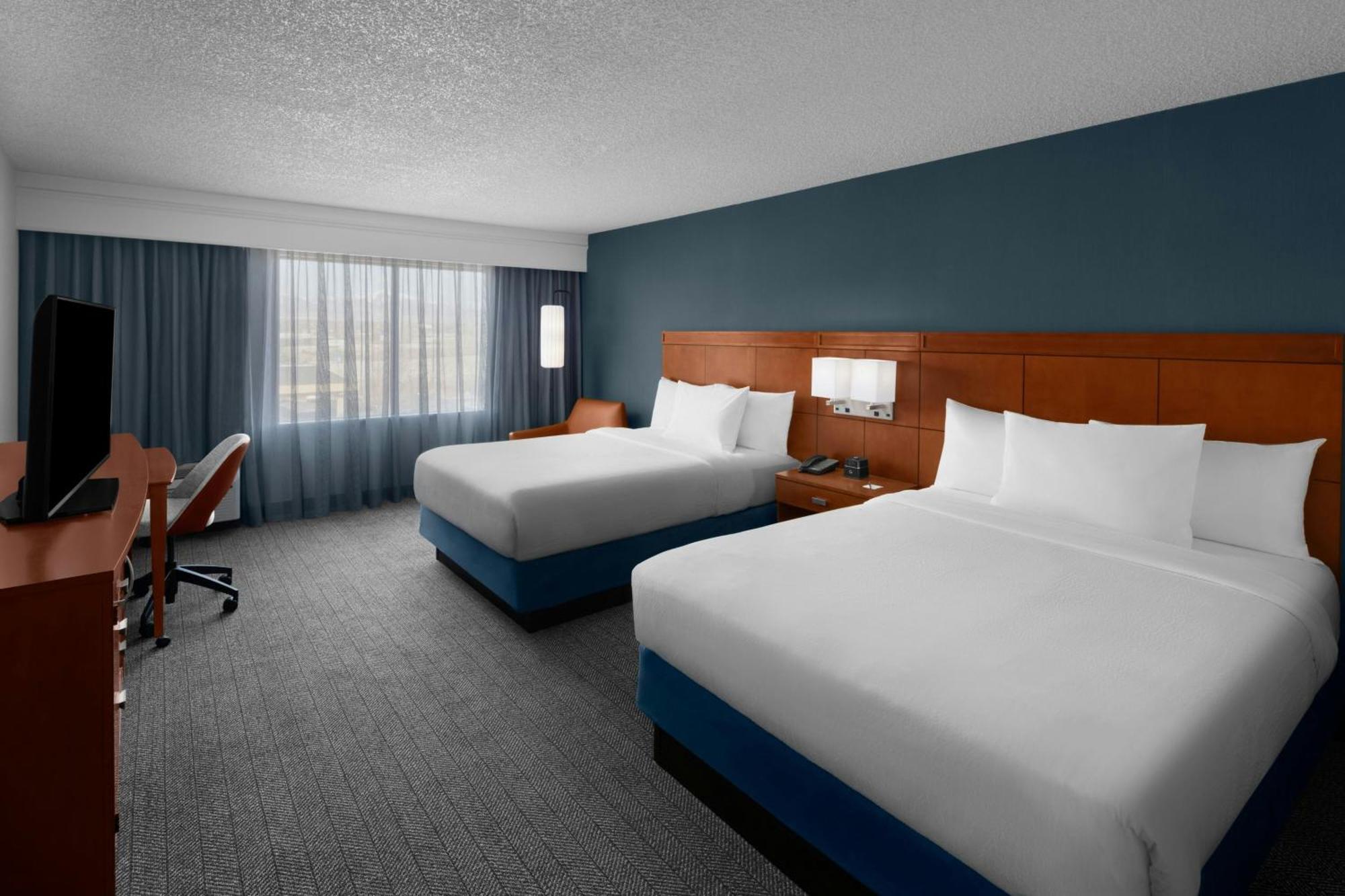 Courtyard By Marriott Salt Sandy