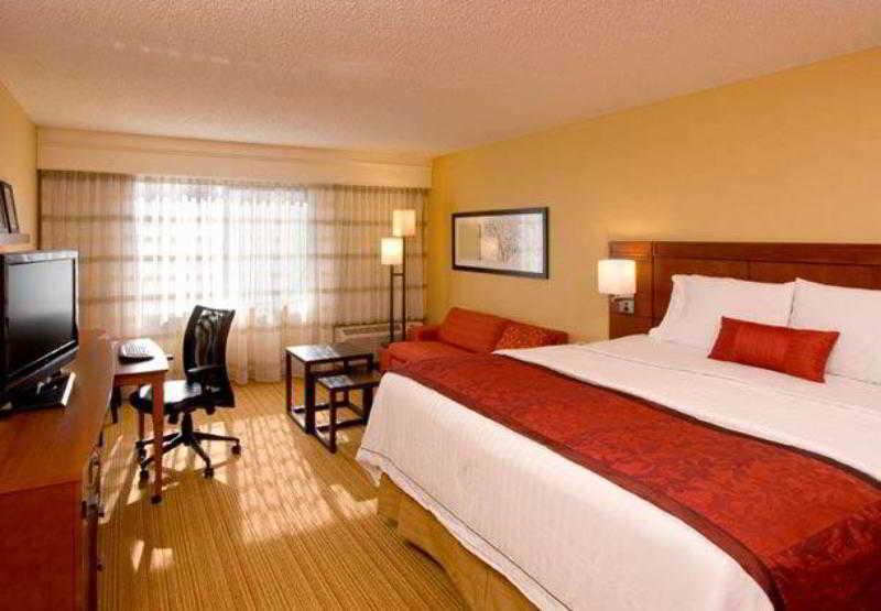 Courtyard By Marriott Salt Hotel Sandy