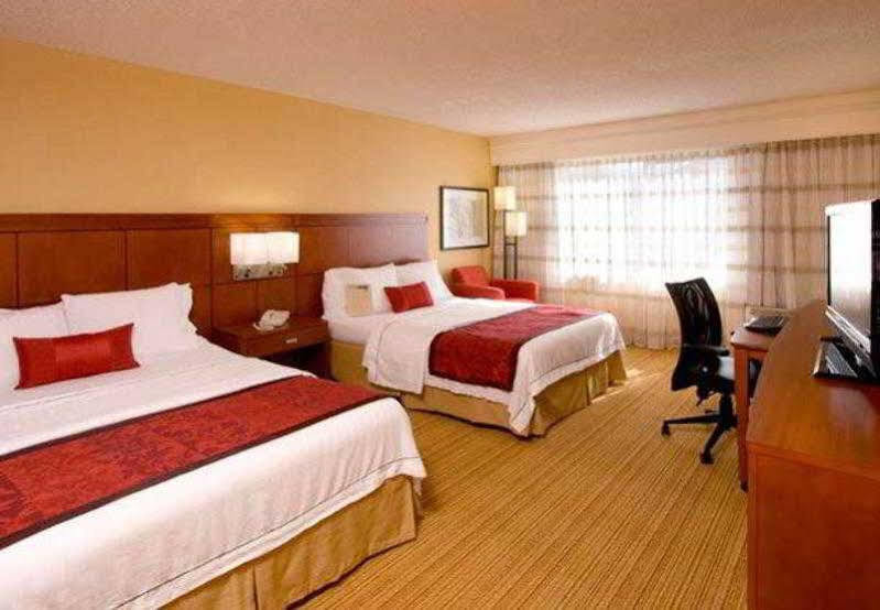 Courtyard By Marriott Salt Sandy